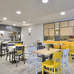 酒店 En Brie La Queue-en-Brie