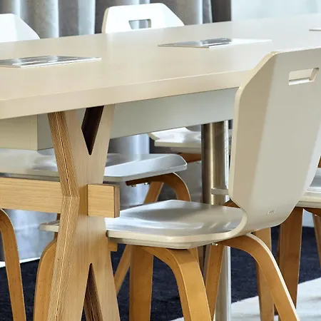 فندق En Brie La Queue-en-Brie